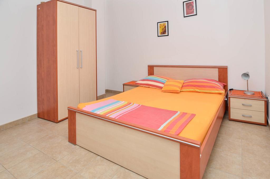 Apartments Karla Orebić Quarto foto
